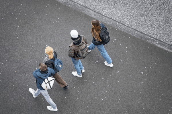 Parent’s Guide: How to Spot Unusual Social Circles Through Instagram Activity